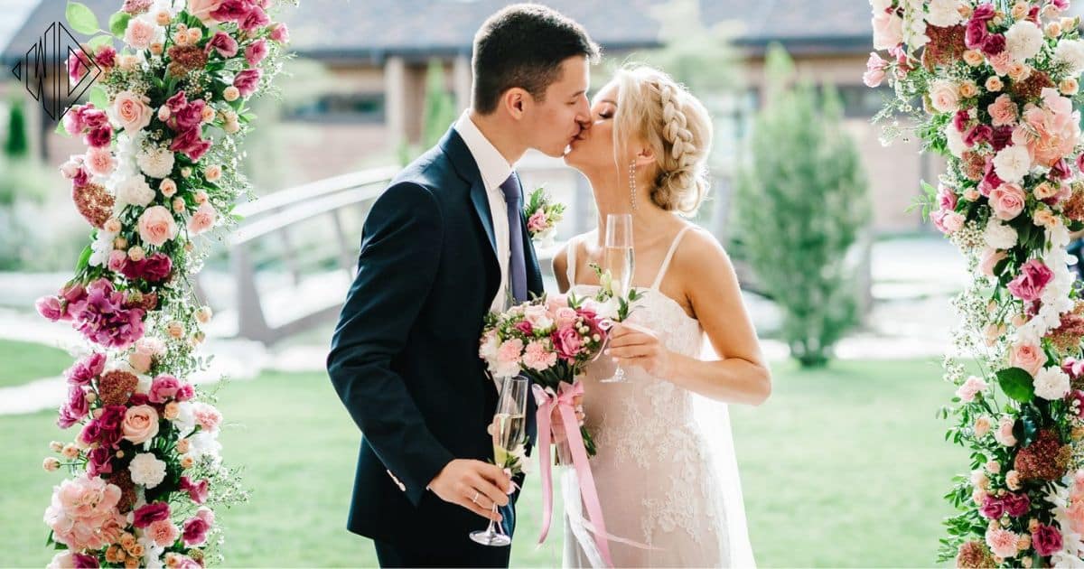 Stunning Wedding Arch Flowers to Make Your Ceremony Unforgettable