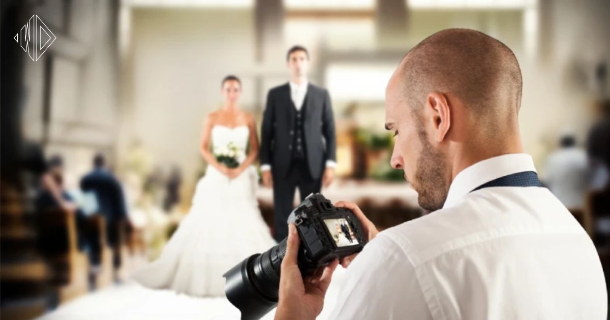 how much does a wedding photographer cost